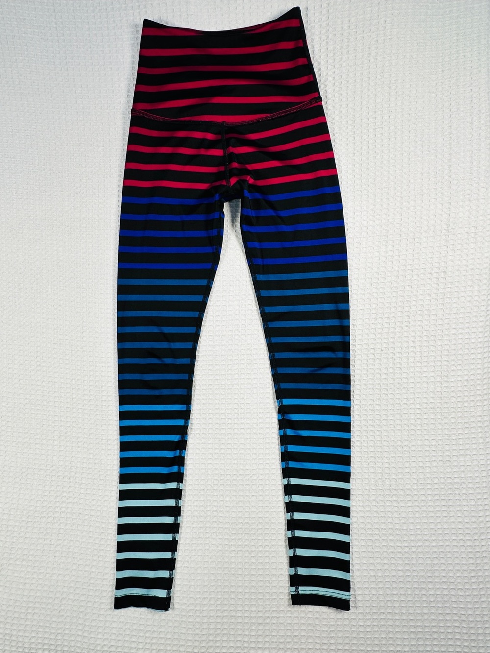 Beyond Yoga Ombre Striped High Rise Leggings Size XS Pink Blue Gradient